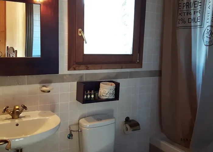 לינה וארוחת בוקר Ca L ' Isidro Musser